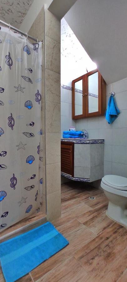 Bella Suite Frente Al Aeropuerto Катья-ла-Мар Экстерьер фото