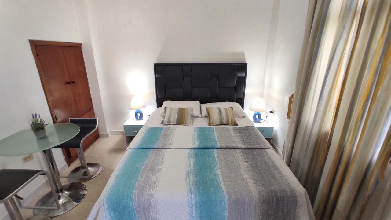 Bella Suite Frente Al Aeropuerto Катья-ла-Мар Экстерьер фото