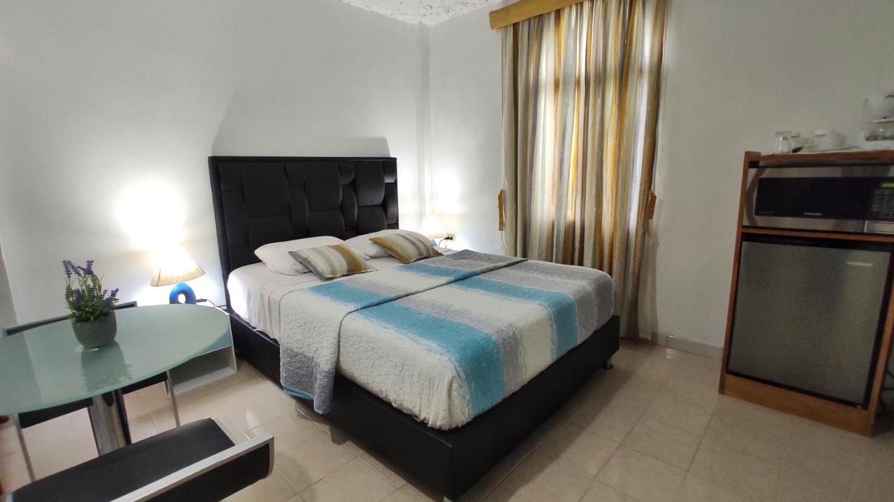 Bella Suite Frente Al Aeropuerto Катья-ла-Мар Экстерьер фото