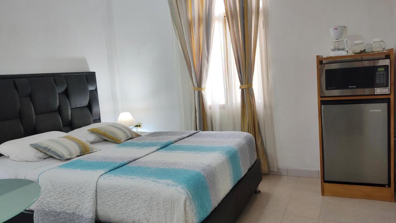 Bella Suite Frente Al Aeropuerto Катья-ла-Мар Экстерьер фото